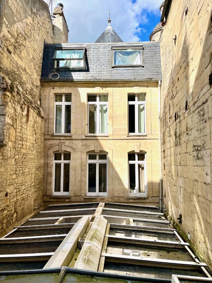 Mira Yourhosthelper Caen Exteriér fotografie